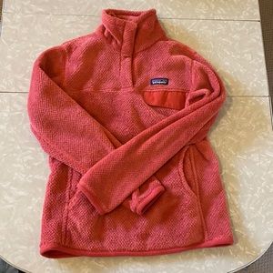 Patagonia salmon colored fleece - Small